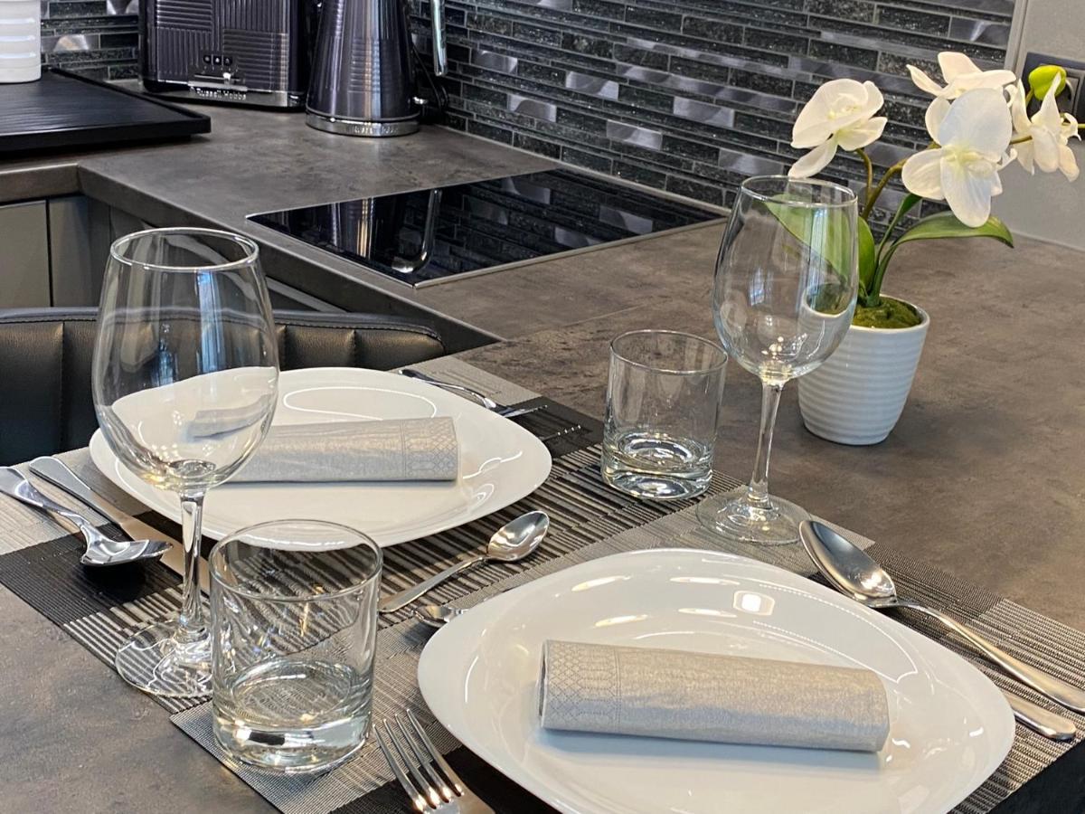 Noir Silvery Apartman Сегед Екстер'єр фото